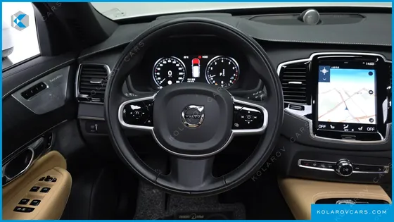 VOLVO XC90 B6 INSCRIPTION
