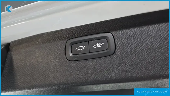 VOLVO XC90 B6 INSCRIPTION