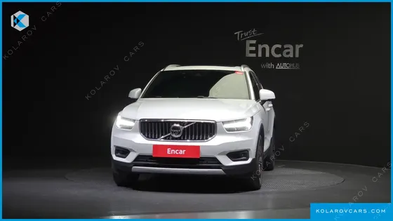 VOLVO XC40 B4 INSCRIPTION
