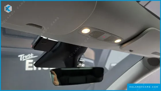 TESLA MODEL Y STANDARD RANGE RWD