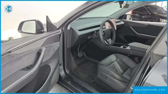 TESLA MODEL Y LONG RANGE AWD