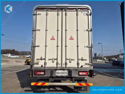 VOLVO CARGO TRUCK 6X4