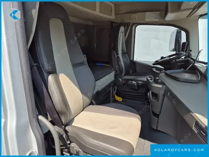 VOLVO CARGO TRUCK 10X4