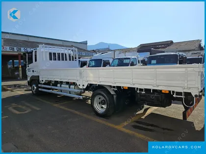 HYUNDAI MEGA TRUCK GOLD