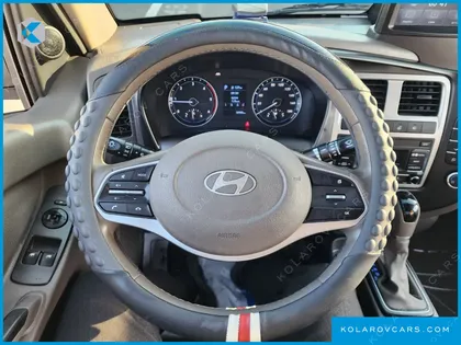 HYUNDAI PORTER II SUPER CABIN LPG