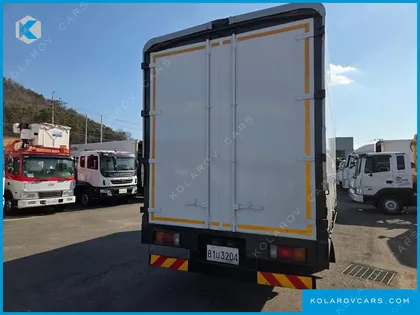 HYUNDAI MEGA TRUCK GOLD