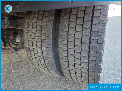 HYUNDAI MEGA TRUCK GOLD