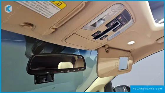 KIA CARNIVAL 7-SEATER LIMOUSINE