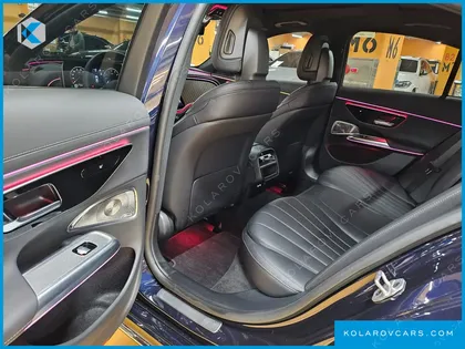 MERCEDES E-CLASS E300 4MATIC EXCLUSIVE