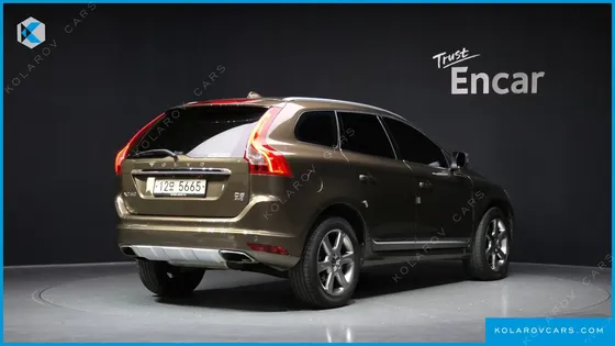 VOLVO XC60 D5 AWD