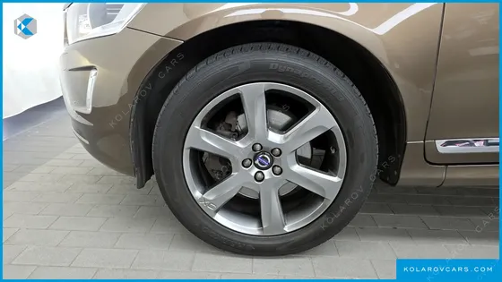 VOLVO XC60 D5 AWD