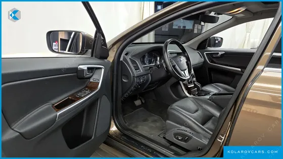 VOLVO XC60 D5 AWD