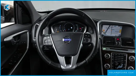 VOLVO XC60 D5 AWD