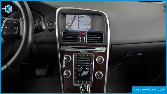 VOLVO XC60 D5 AWD