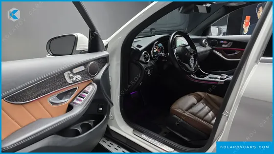 MERCEDES GLC-CLASS GLC300 4MATIC