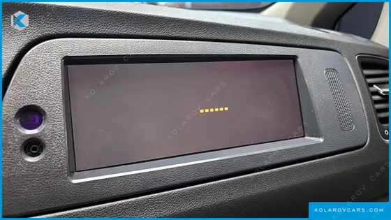 KIA CARNIVAL 9-SEATER PRSTIGE
