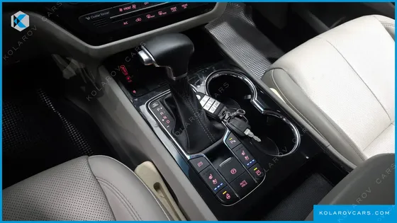 KIA CARNIVAL 9-SEATER NOBLESSE SPECIAL