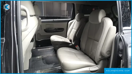 KIA CARNIVAL 9-SEATER NOBLESSE SPECIAL