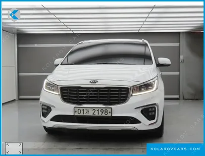KIA CARNIVAL 9-SEATER NOBLESSE SPECIAL