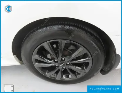 KIA CARNIVAL 9-SEATER NOBLESSE SPECIAL