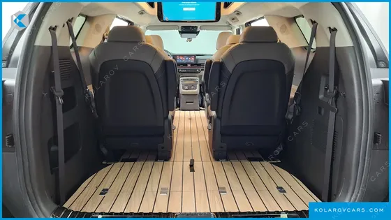 KIA CARNIVAL 9-SEATER HI LIMOUSINE (SPECIAL VEHICLE)