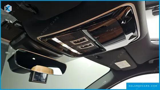 LAND ROVER RANGE ROVER VELAR 3.0 D300 R-DYNAMIC HSE