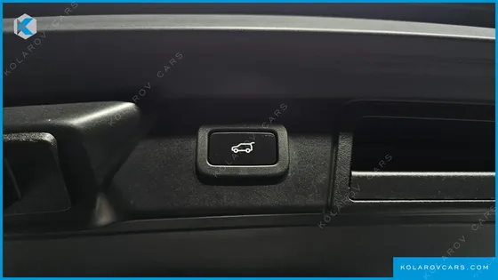 LAND ROVER RANGE ROVER VELAR 3.0 D300 R-DYNAMIC HSE