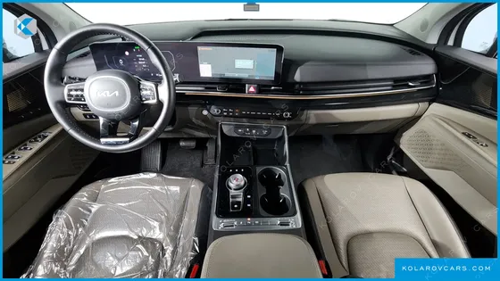 KIA CARNIVAL GASOLINE 9-SEATER SIGNATURE