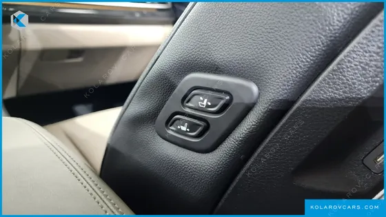 KIA CARNIVAL GASOLINE 9-SEATER SIGNATURE