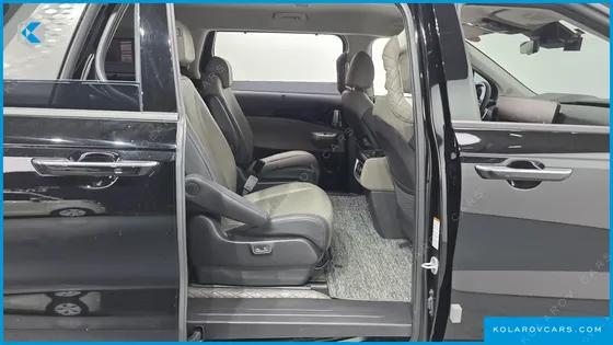 KIA CARNIVAL 9-SEATER GRAVITY