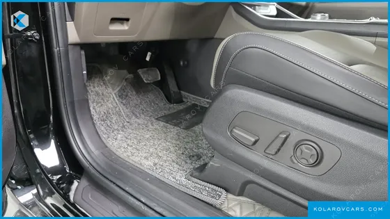 KIA CARNIVAL 9-SEATER GRAVITY