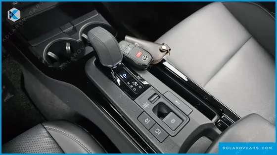 TOYOTA PRIUS 2.0 XLE