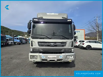 TATA DAEWOO NOBUS MID-SIZE TRUCK ROYAL