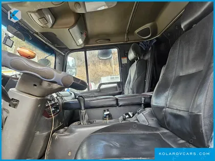 HYUNDAI MEGA TRUCK GOLD