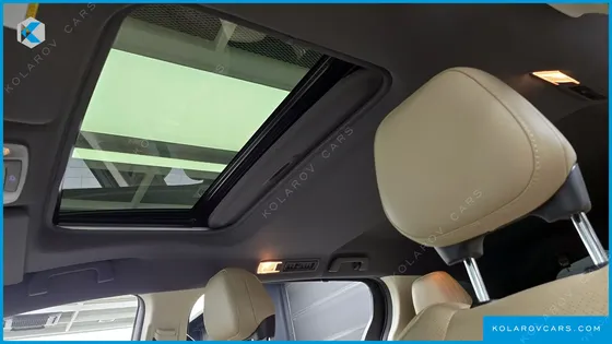 TOYOTA SIENNA 2.5 HYBRID AWD