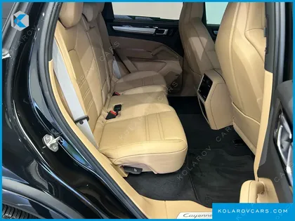 PORSCHE CAYENNE 3.0 E-HYBRID PLATINUM EDITION