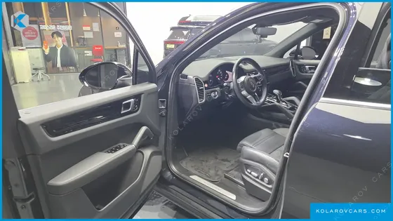 PORSCHE CAYENNE 3.0