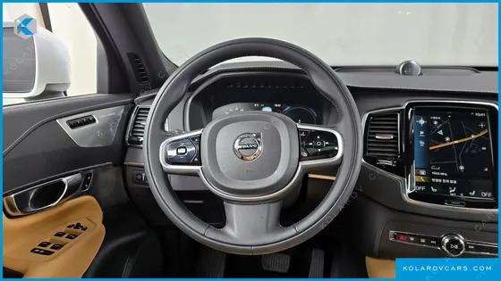 VOLVO XC90 T8 INSCRIPTION HYBIRD