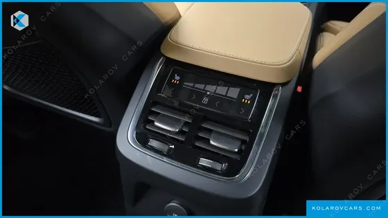 VOLVO XC90 T8 INSCRIPTION HYBIRD