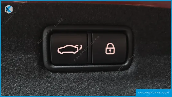 GENESIS G70 2.0T AWD