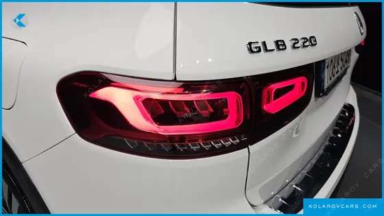 MERCEDES GLB-CLASS GLB220