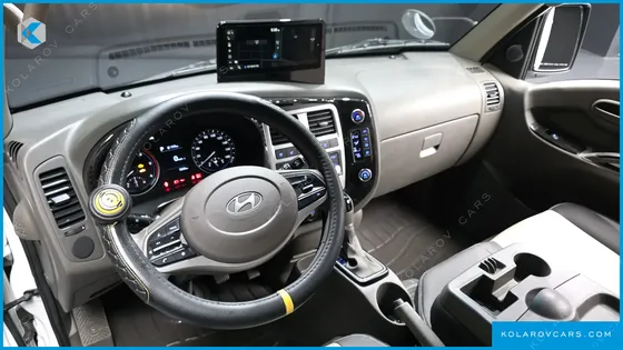 HYUNDAI PORTER II STANDARD CABIN LPG