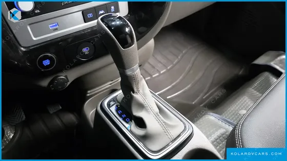 HYUNDAI PORTER II STANDARD CABIN LPG
