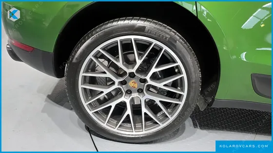 PORSCHE MACAN 2.0
