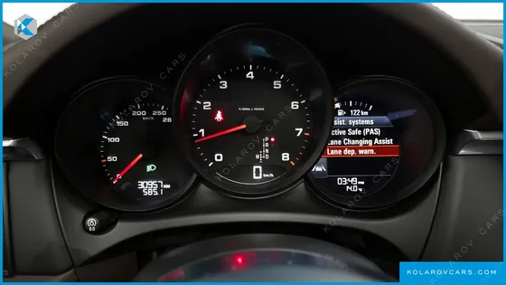 PORSCHE MACAN 2.0