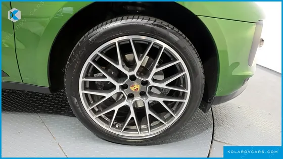 PORSCHE MACAN 2.0
