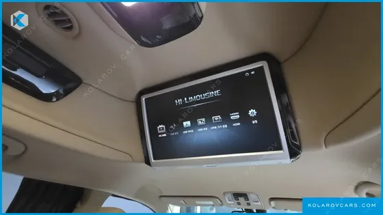 KIA CARNIVAL 9-SEATER HI-LIMOUSINE