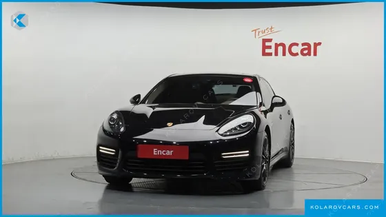 PORSCHE PANAMERA 4.8 GTS