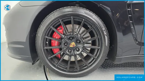 PORSCHE PANAMERA 4.8 GTS