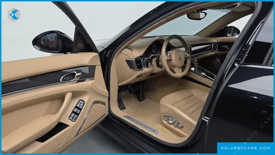PORSCHE PANAMERA 4.8 GTS